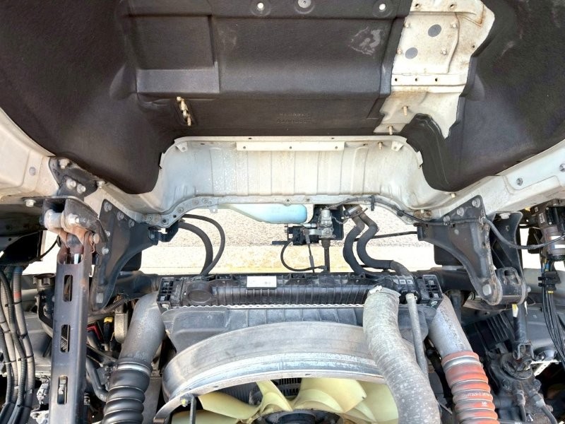 25t仕様　4軸低床　アルミ平