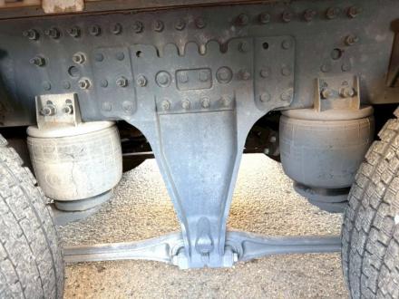 25t仕様　4軸低床　アルミ平