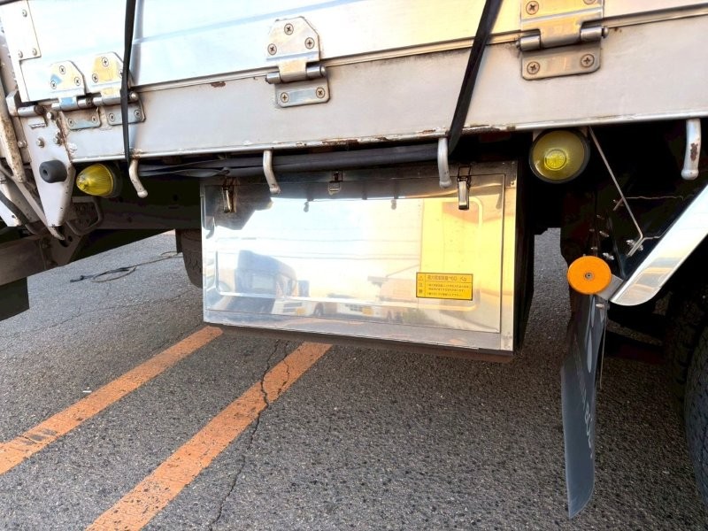 25t仕様　4軸低床　アルミ平