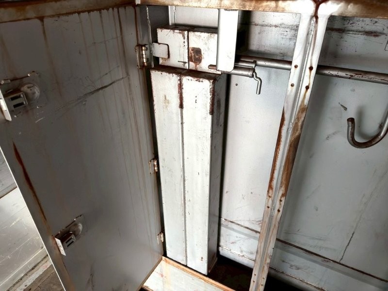 25t仕様　4軸低床　アルミ平