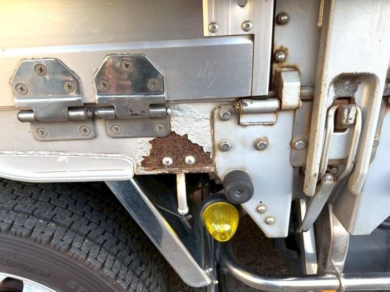 25t仕様　4軸低床　アルミ平