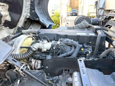 25t仕様　4軸低床　アルミ平