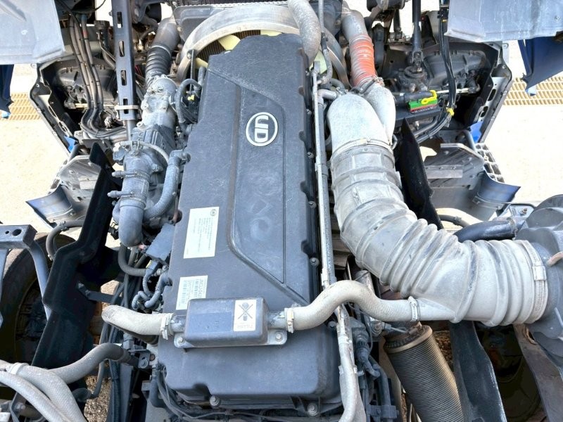 25t仕様　4軸低床　アルミ平