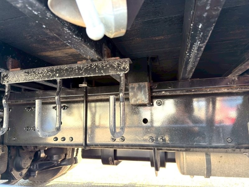 25t仕様　4軸低床　アルミブロック平ボデー