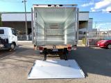 ４t　ワイド　格納ゲート付　冷凍バン