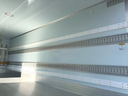 ４t　ワイド　格納ゲート付　冷凍バン