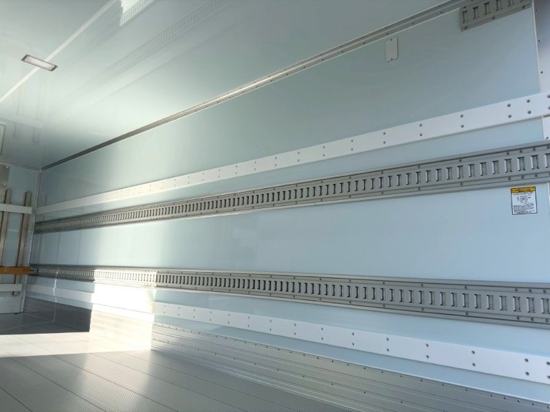 ４t　ワイド　格納ゲート付　冷凍バン