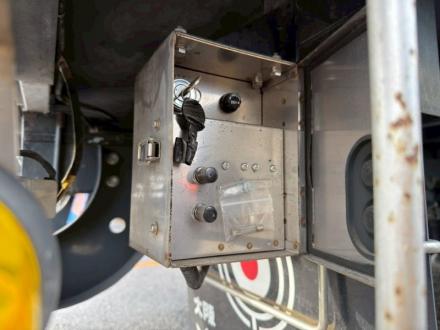 デュトロ　幌ウイング