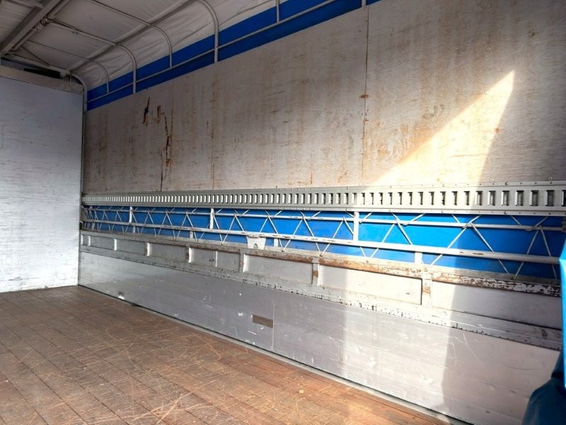 デュトロ　幌ウイング