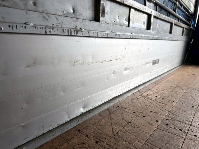 デュトロ　幌ウイング