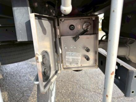 デュトロ　幌ウイング