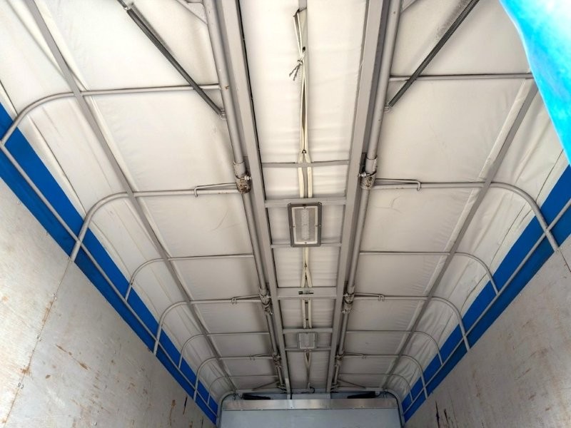 デュトロ　幌ウイング