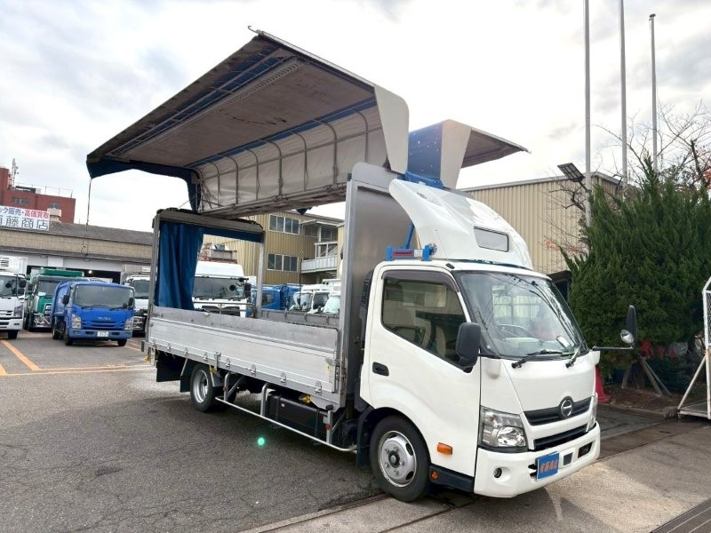 デュトロ　幌ウイング