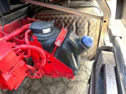 増トン　クレーン付アルミ平ボデー