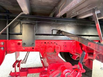 増トン　クレーン付アルミ平ボデー