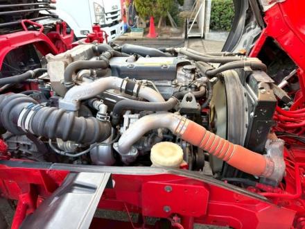 増トン　クレーン付アルミ平ボデー