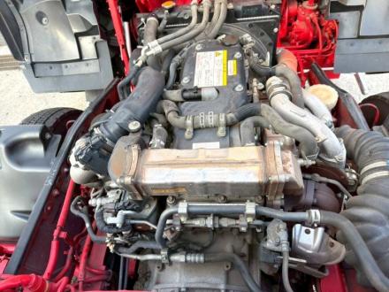 増トン　クレーン付アルミ平ボデー