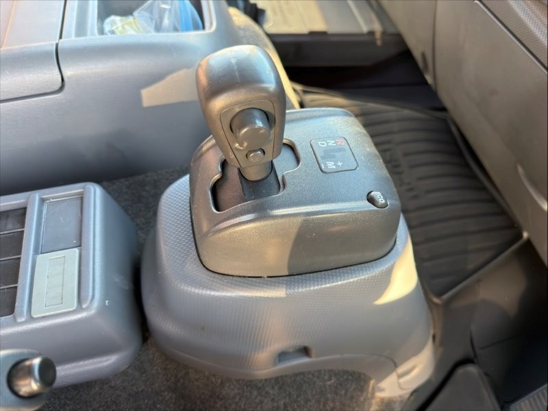 増トン　ワイド　格納ゲート付冷凍バン