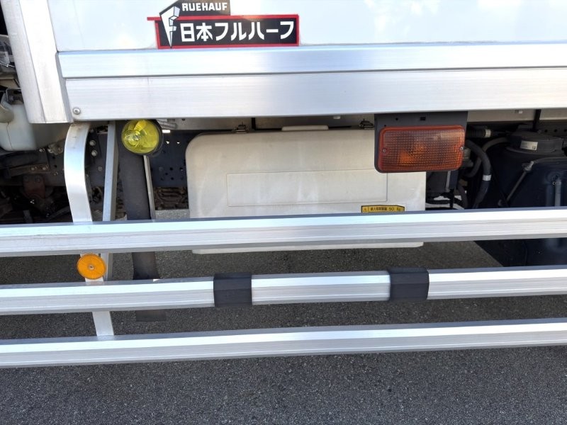 増トン　ワイド　格納ゲート付冷凍バン