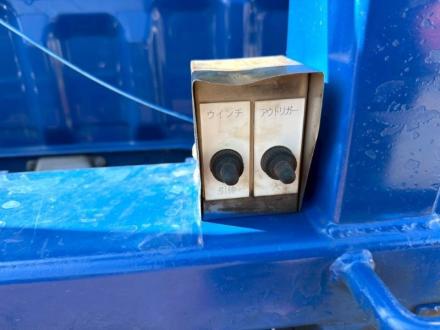 25t仕様　４軸低床　ダンプローダー