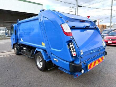 エルフ　６.８m3　プレスパッカー