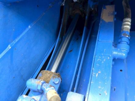 エルフ　６.８m3　プレスパッカー