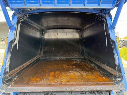 エルフ　６.８m3　プレスパッカー