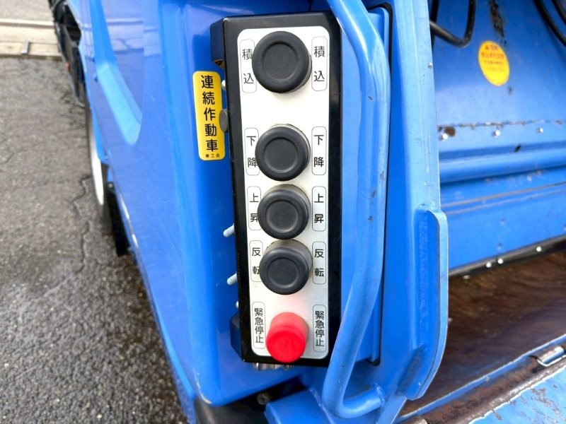 エルフ　６.８m3　プレスパッカー