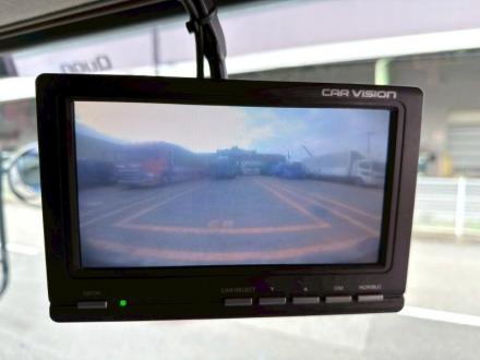 22t仕様　3軸高床　２デフ　クレーン付平ボデー