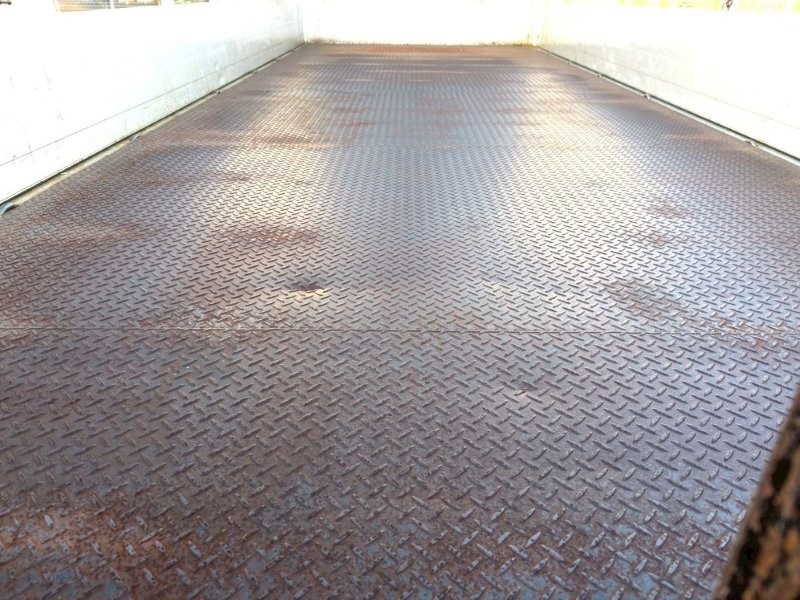 増々トン　クレーン付アルミ平ボデー