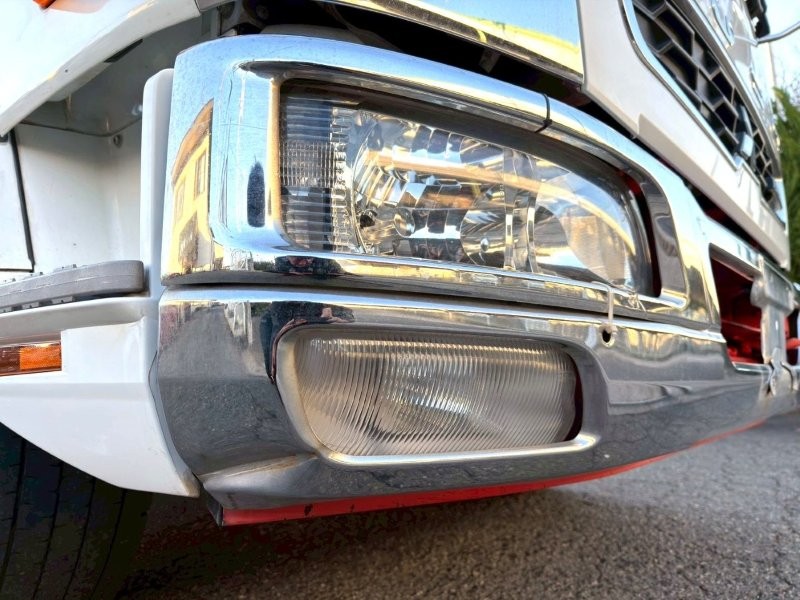 増々トン　クレーン付アルミ平ボデー