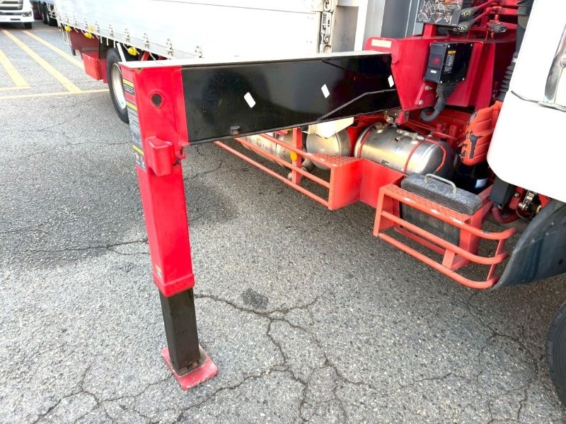 増々トン　クレーン付アルミ平ボデー