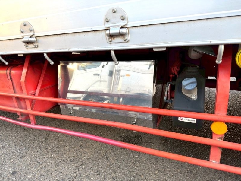 増々トン　クレーン付アルミ平ボデー