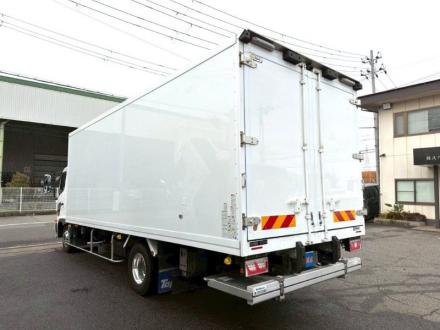 ４t　ワイド　格納ゲート付冷凍バン