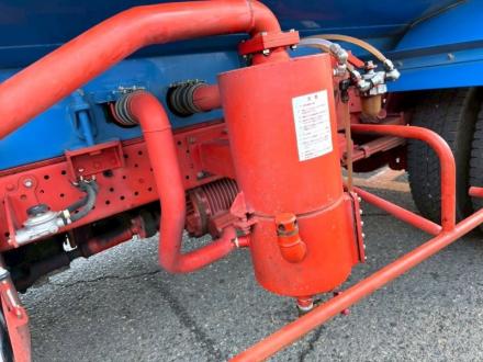 3700Ｌ　バキュームカー