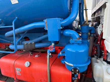 3700Ｌ　バキュームカー