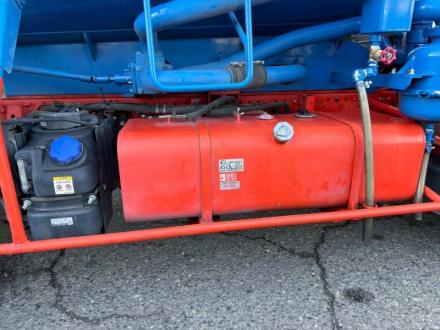 3700Ｌ　バキュームカー