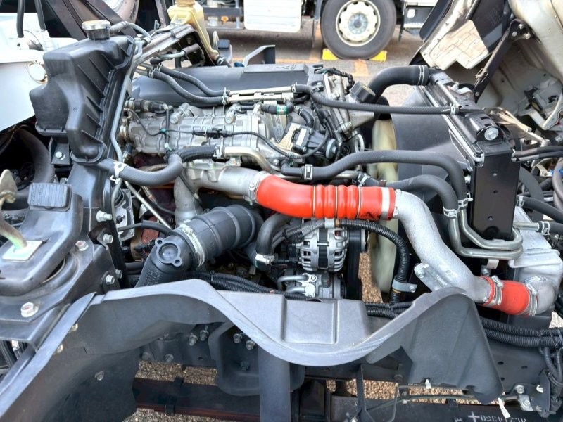 キャンター　６.８m3　プレスパッカー