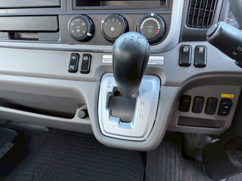 キャンター　６.８m3　プレスパッカー