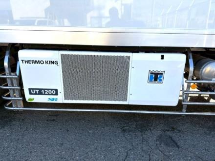 ２５t仕様　格納ゲート付　冷凍バン　ハイルーフ