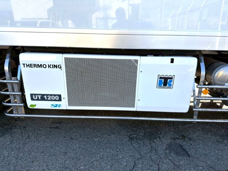 ２５t仕様　格納ゲート付　冷凍バン　ハイルーフ