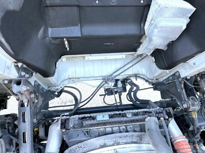 ２５t仕様　格納ゲート付　冷凍バン　ハイルーフ