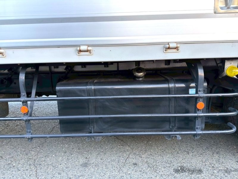 増々トン　ワイド　格納ゲート付　アルミウイング