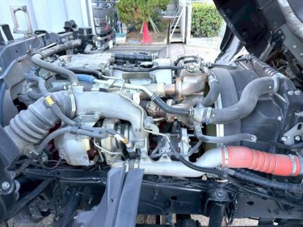 増々トン　ワイド　格納ゲート付　アルミウイング