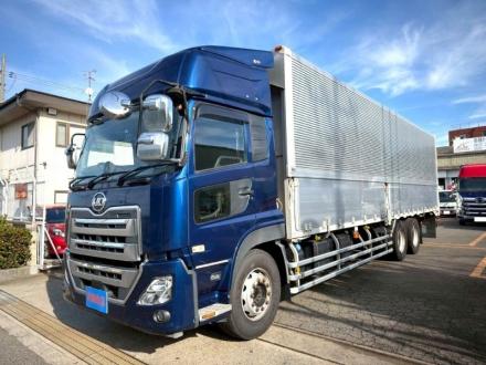 25t仕様　３軸高床　アルミウイング