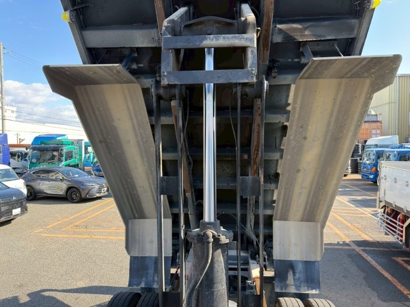 １０t　土砂ダンプ　カスタム