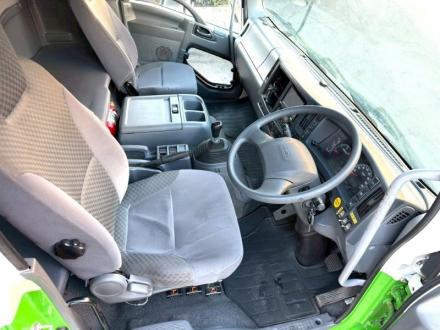 増トン　アルミブロック平ボデー