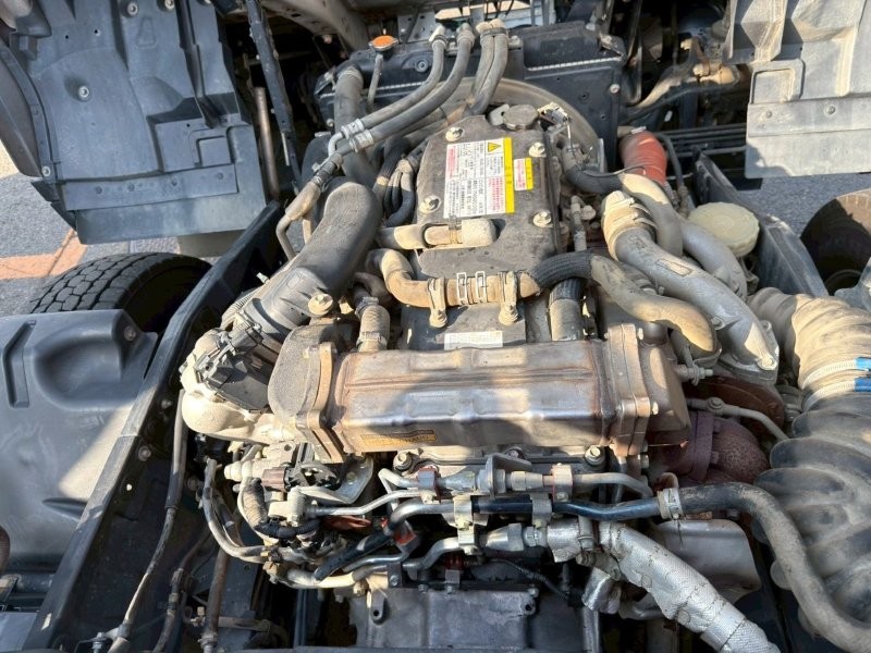 増々トン　クレーン付アルミ平ボデー