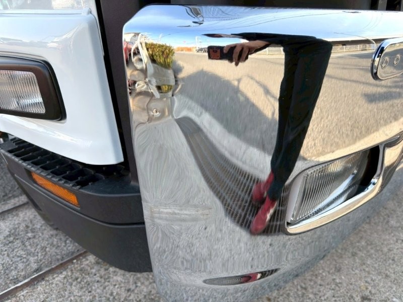 増々トン　クレーン付アルミ平ボデー