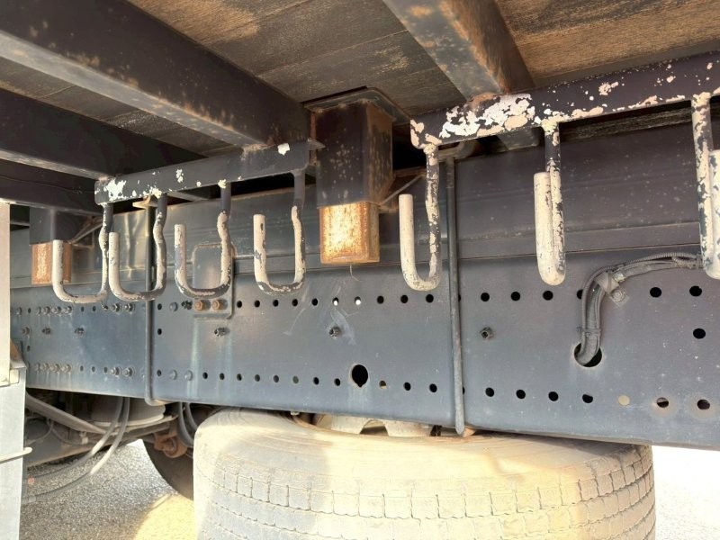 22t仕様　3軸高床　アルミブロック平ボデー